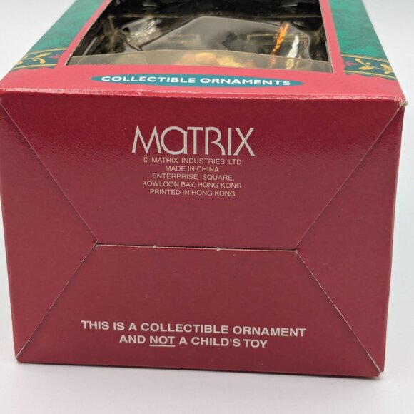 Matrix Christmas Traditions Santa Claus Collectible Vintage Ornament 1992 - Picture 8 of 9